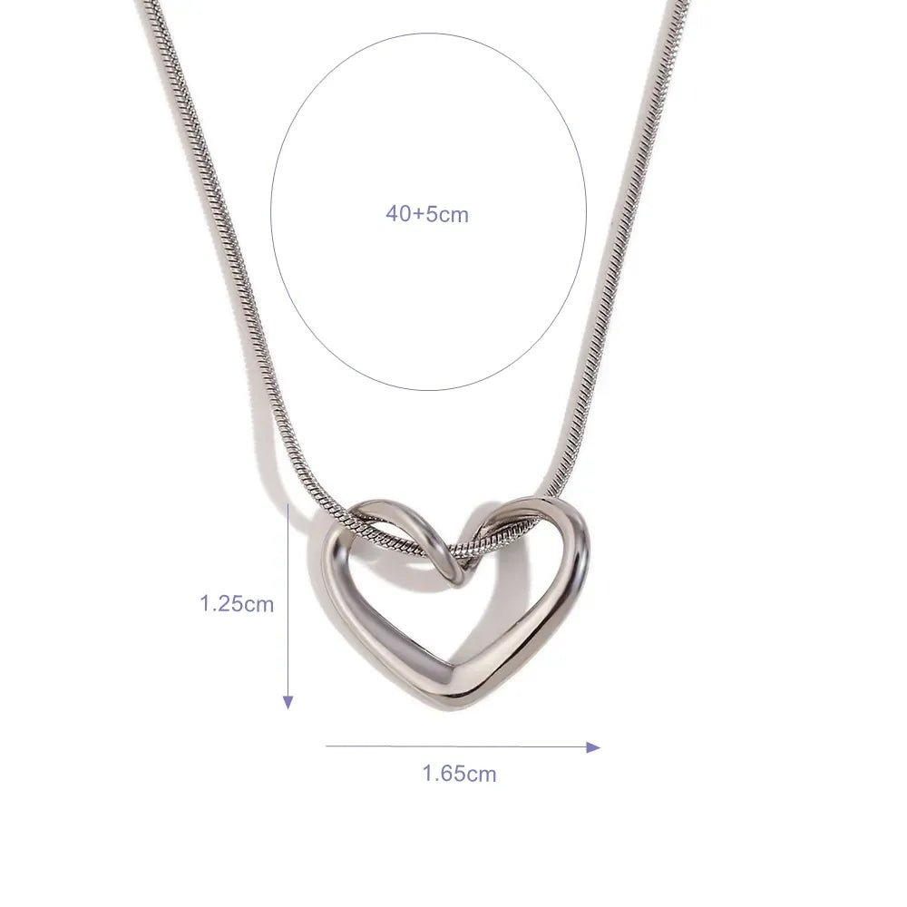MN-00702 - Silver Heart - Necklace