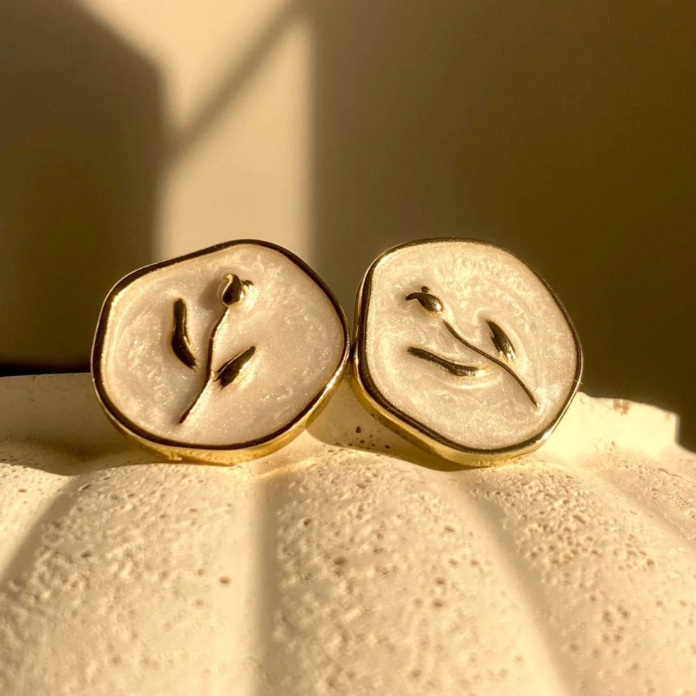 MN-00905 - Gold Tulip - Earring