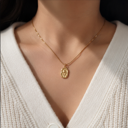 MN-00707-Golden-Tulip-Bloom-Necklace