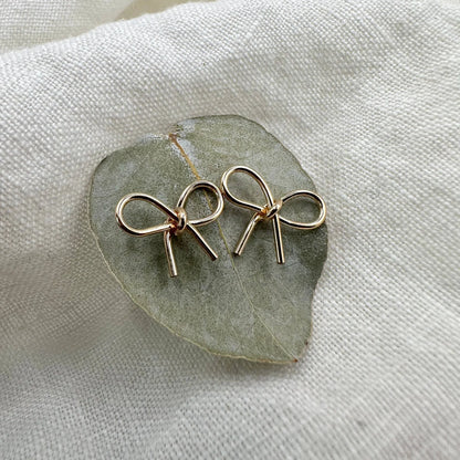 MN-00901 - Bow Gold - Earring