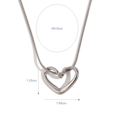 MN-00702 - Silver Heart - Necklace