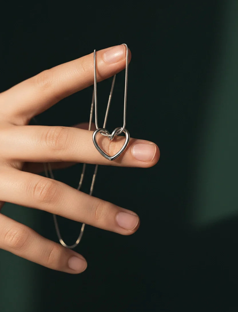 MN-00702 - Silver Heart - Necklace