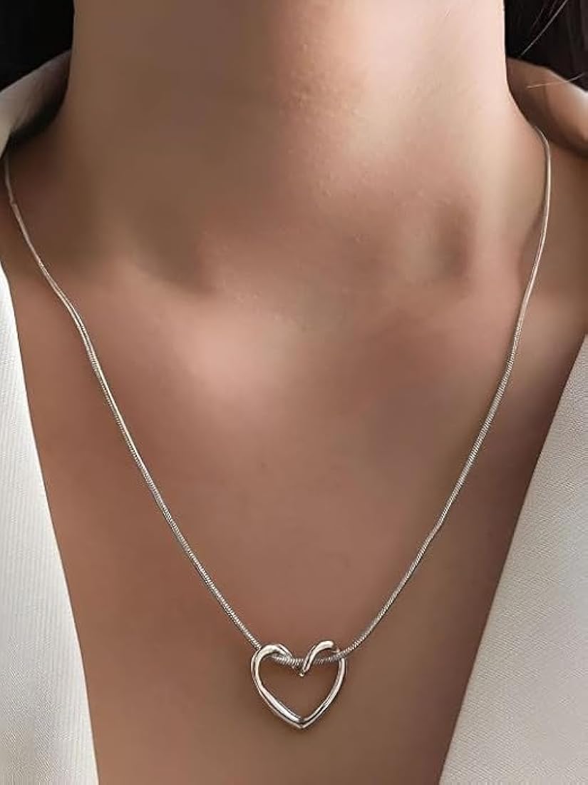 MN-00702 - Silver Heart - Necklace